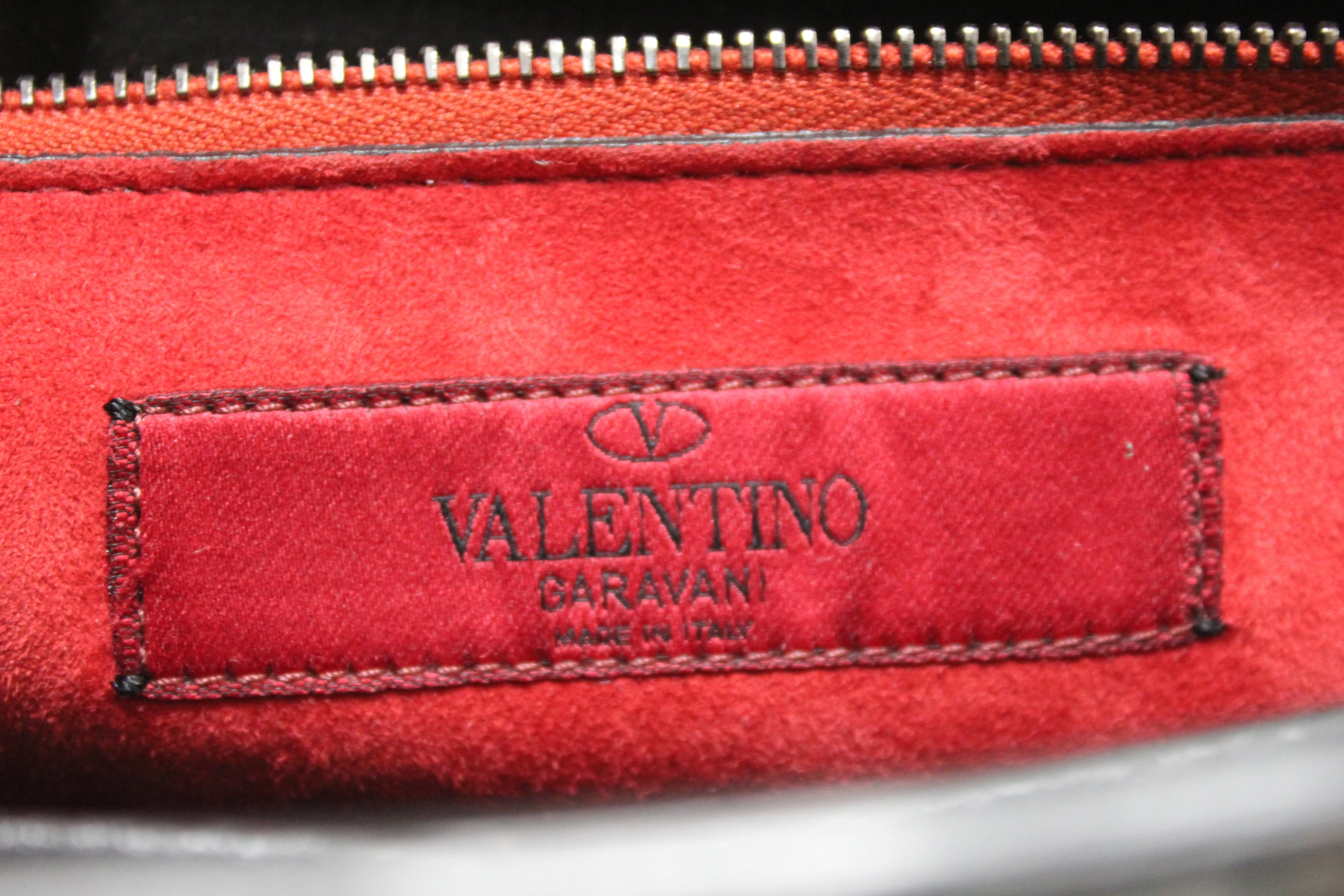 Authentic Valentino Garavani Black Quilted Nappa Leather Rockstud Spike Large Shoulder Bag