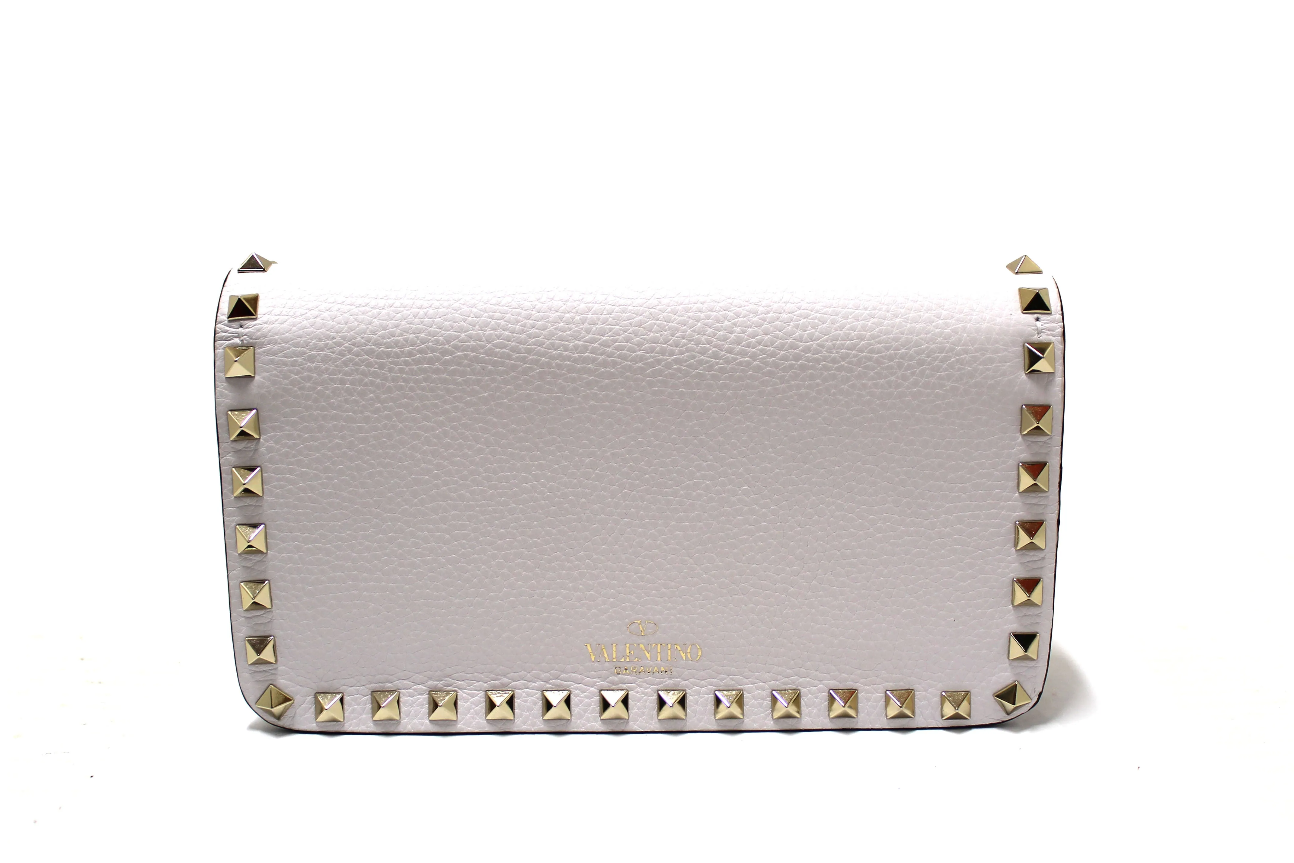 Authentic Valentino Garavani Rockstud White Grainy Calfskin Leather Wallet with Chain