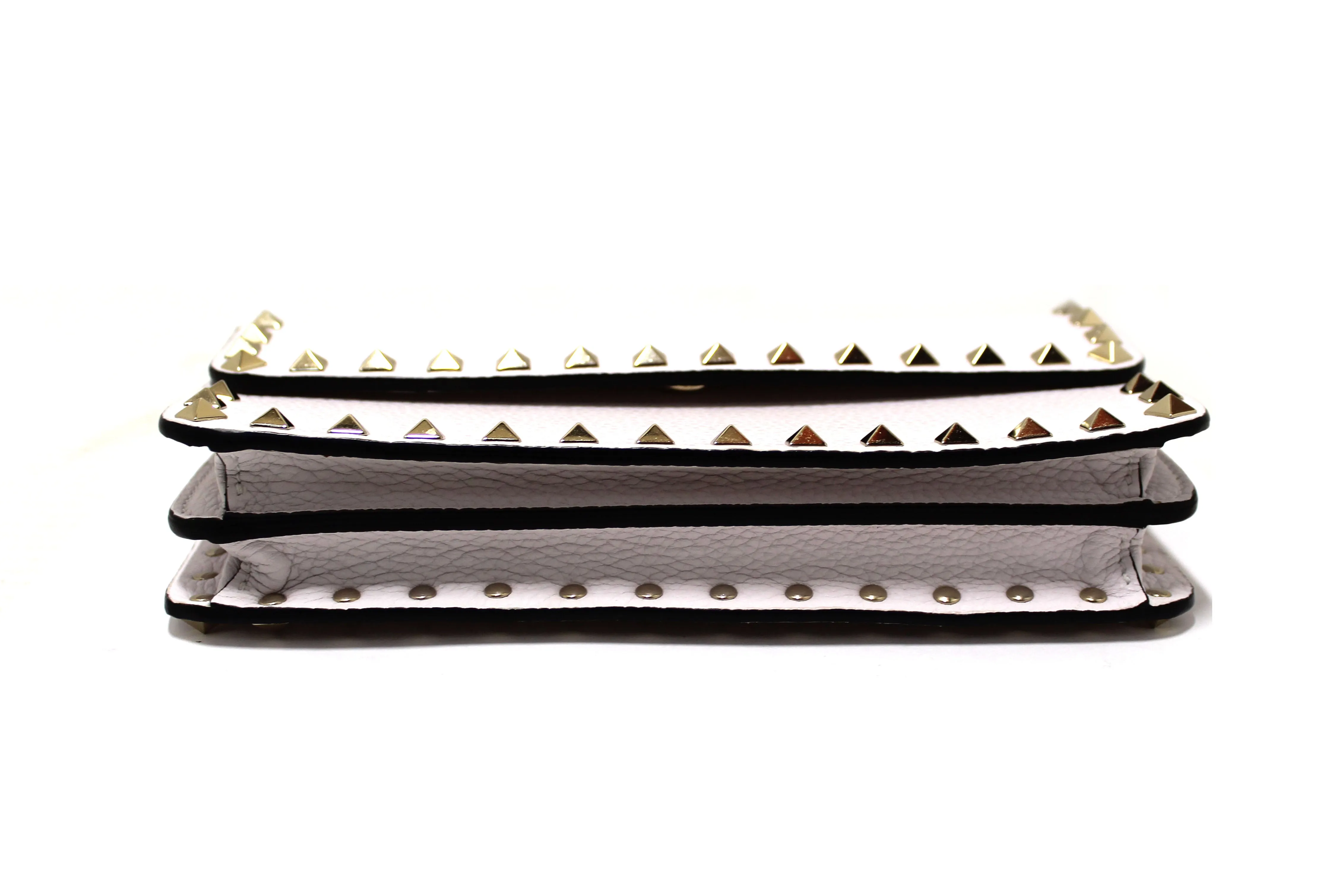 Authentic Valentino Garavani Rockstud White Grainy Calfskin Leather Wallet with Chain