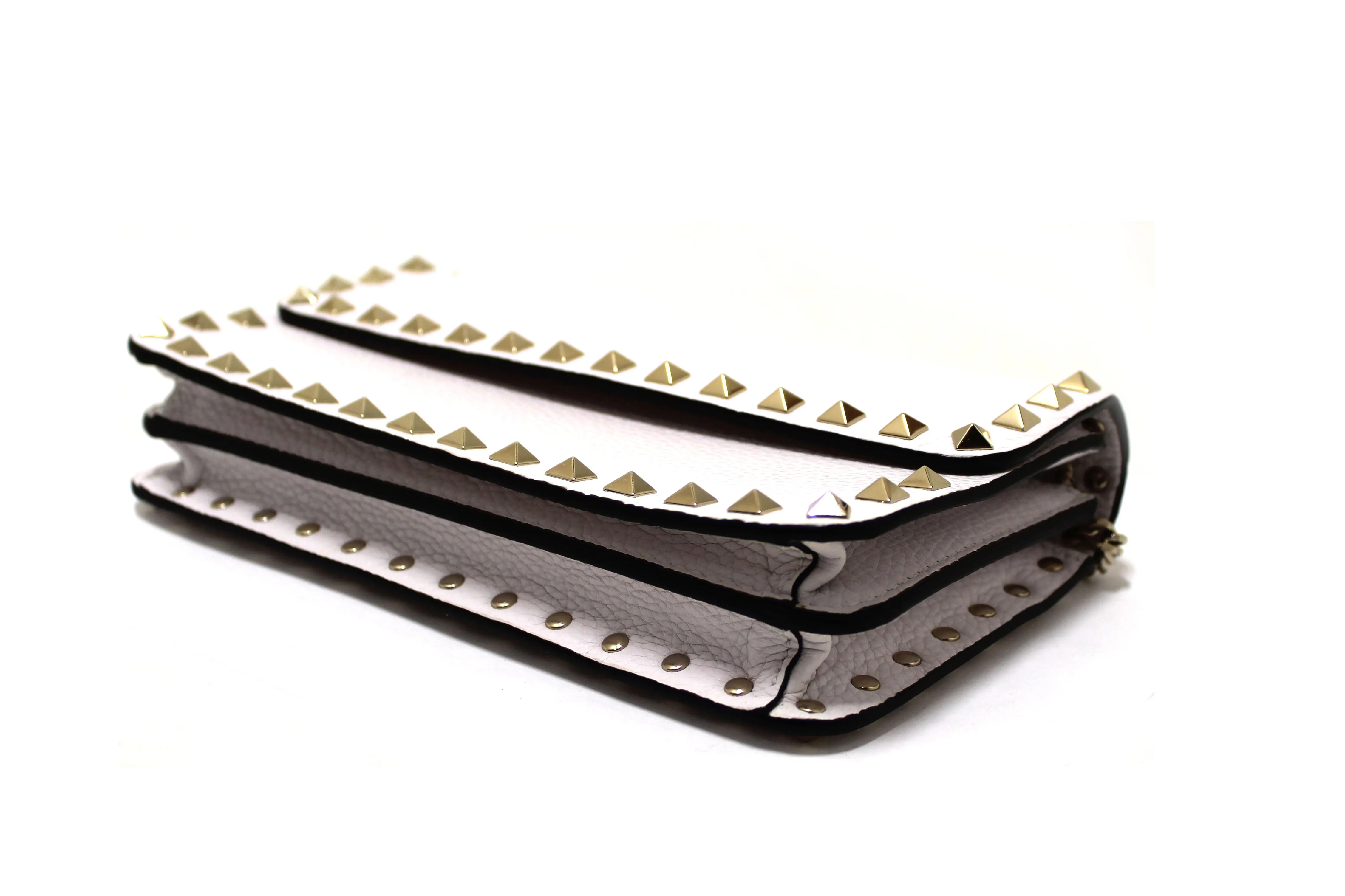 Authentic Valentino Garavani Rockstud White Grainy Calfskin Leather Wallet with Chain