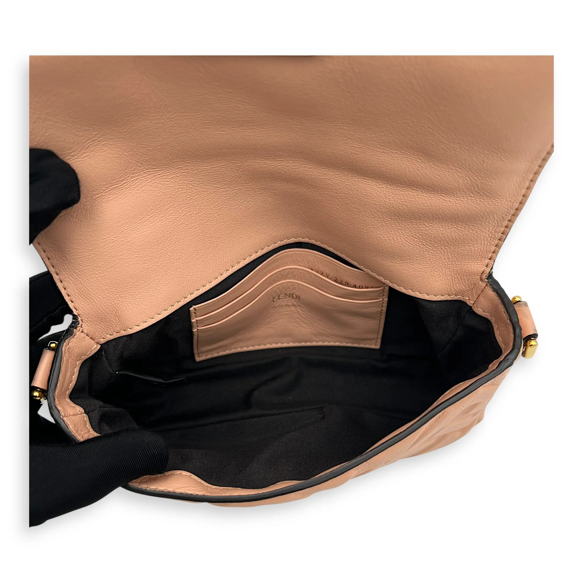 Baguette Crossbody Bag Pink in Calfskin, Gold hardware