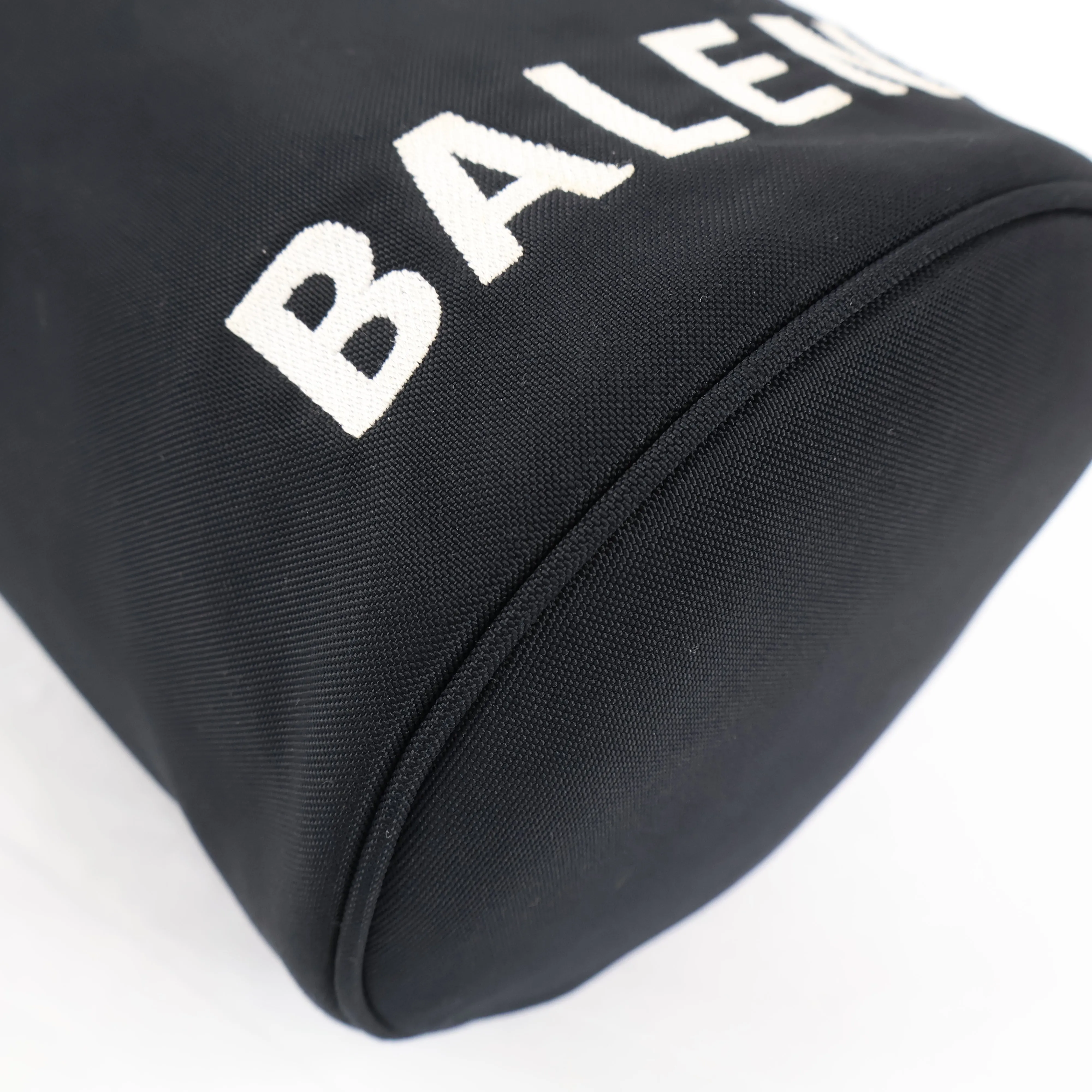 Balenciaga Bucket Bag Canvas Black