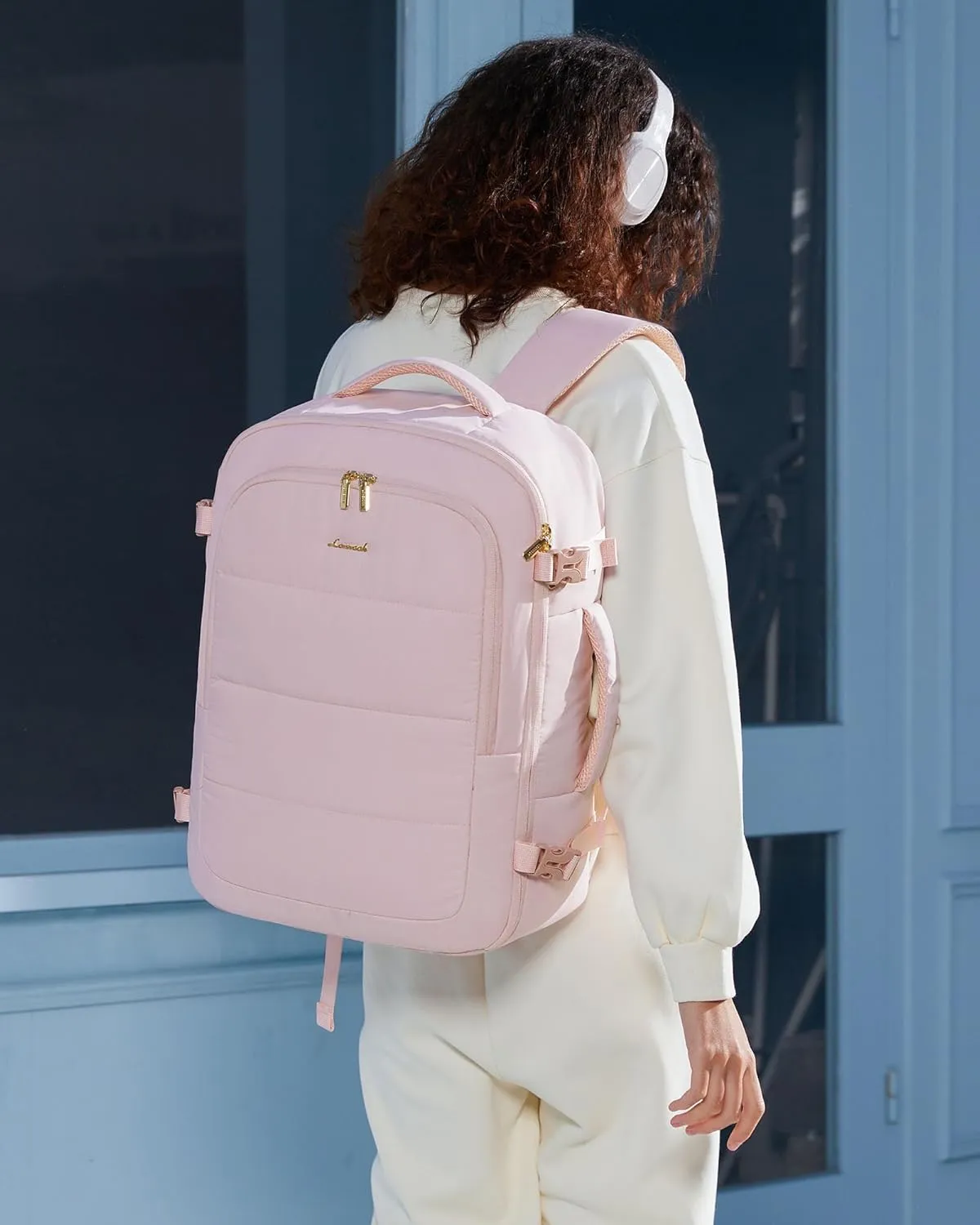 LOVEVOOK Travel Backpack for Women Men, 40L Lightweight Puffy Flight Approved Carry On Backpack Fits 17'' Laptop, TSA Personal Item Travel Bag, Waterproof Weekender Trip Work Luggage Daypack, Pink
